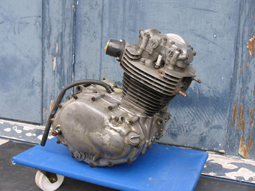 217_Motor_rechts_web